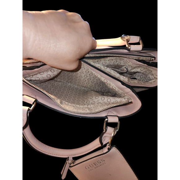 GUESS Tote Bag Handbag Classic Logo Print peach with coin purse - Picture 9 of 10